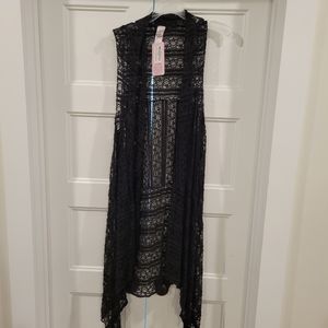 Black lace vest duster/kimono
